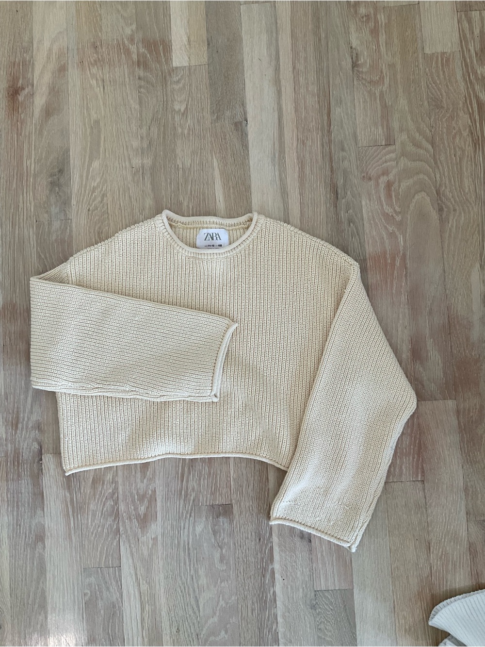 Zara Cream Cropped Ribbed Crew Neck Sweater